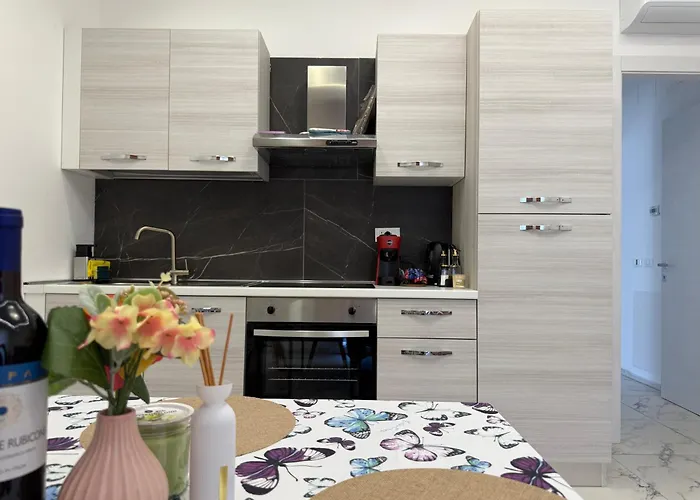 Appartamento Deluxe Con Balcone - A Due Passi Dal Mare *